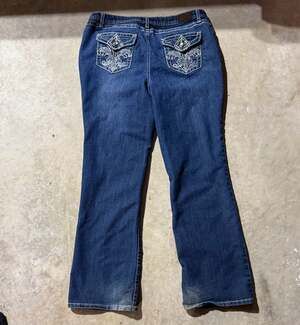 Earl Jean Women's Size 12 Embellished Fleur De Lis Bootcut Jeans